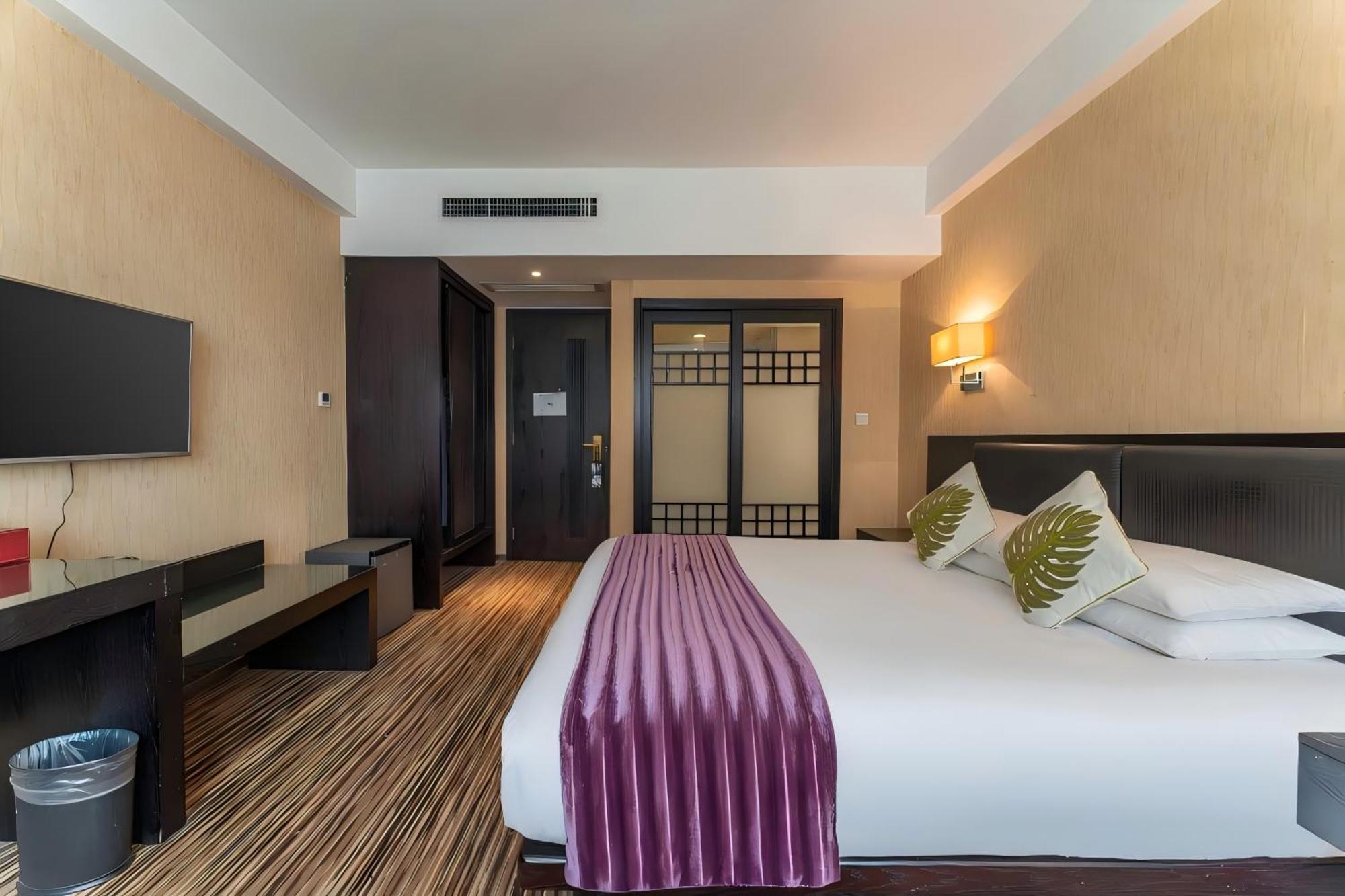 Ssaw Boutique Hotel Nanchang Bayi Square Экстерьер фото
